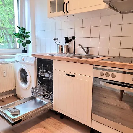 Voll Ausgestattete Ferienwohnung In アパート ドレスデン